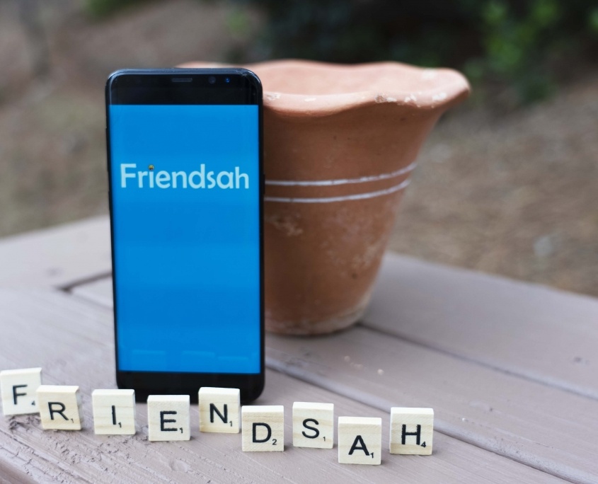 friendsah-header-image